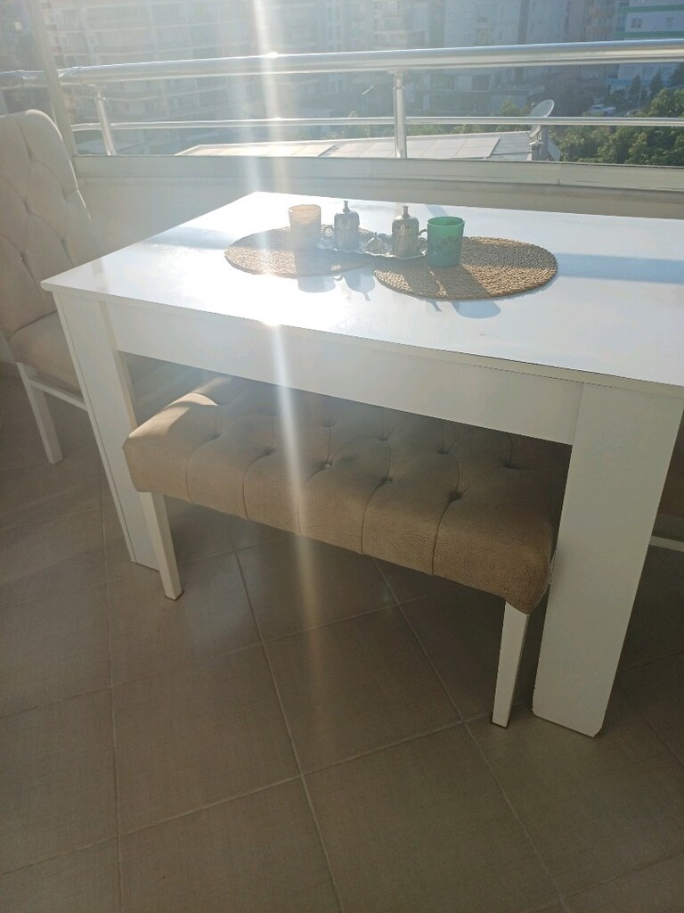 masa iki sandalye iki adet uzun puf - 5