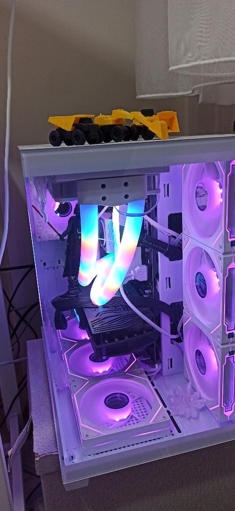 Neredeyse hiç kullanılmamış canavar gibi setup - 3