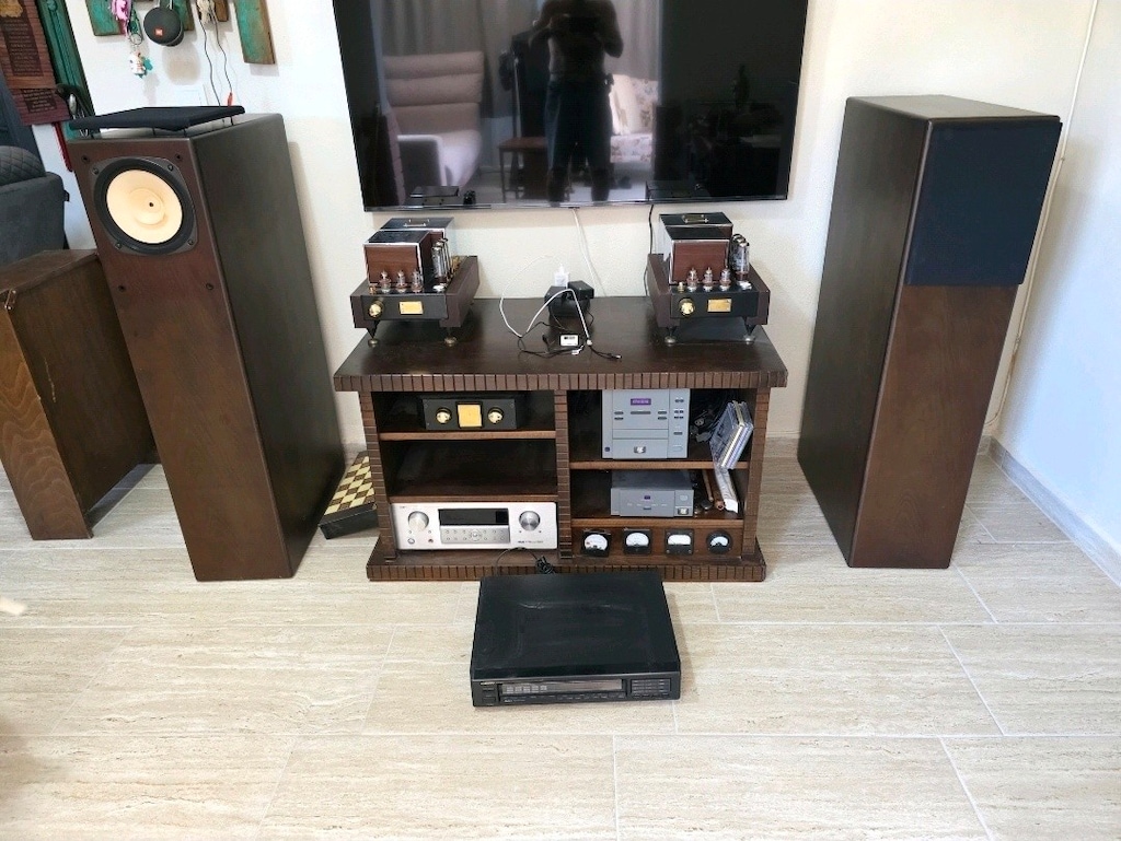 Hi-end müzik sistemi