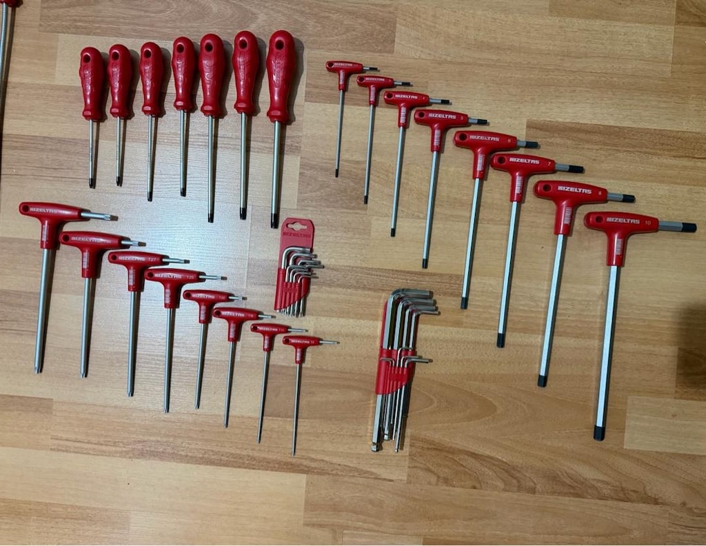 İzeltaş takım hepsi sıfır ( 302 parça ) - 7