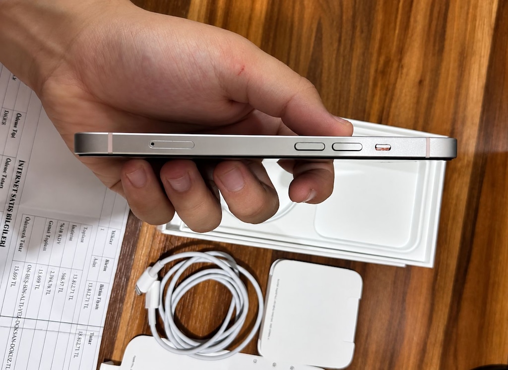 iPhone 13 Pembe 128 GB Yurt içi Kutu faturalı Sıfırdan Farksız Pil 92 - 4