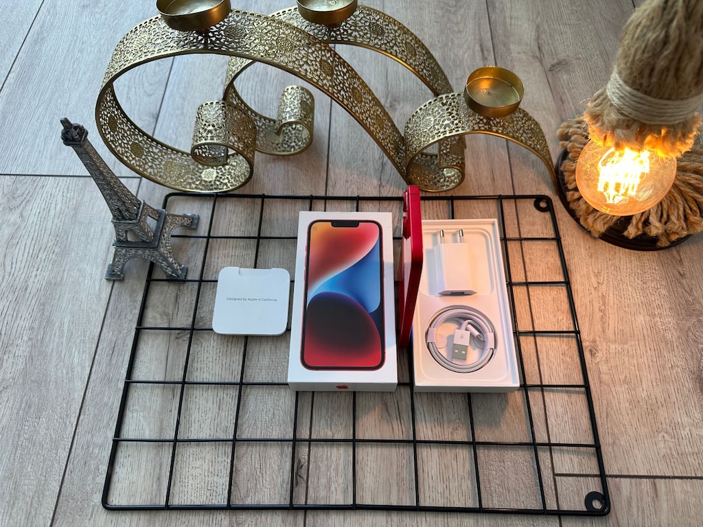 GARANTİLİ İPHONE 14 RED - 4