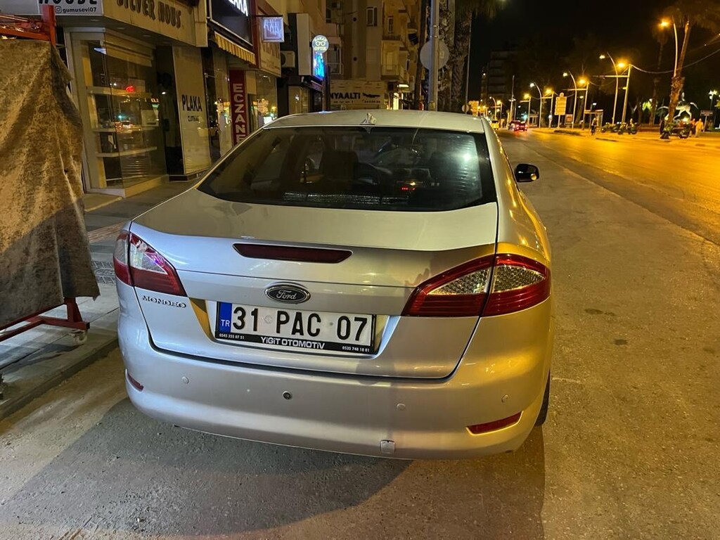 Sahibinden 2008 bakımlı Sunrooflu Mondeo Titanium - 4
