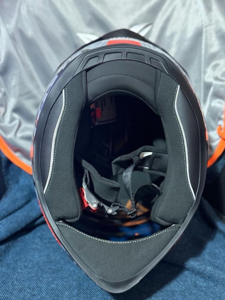 2 Adet Kask Takımı Sıfır Ayarında Tek Fiyat - 3