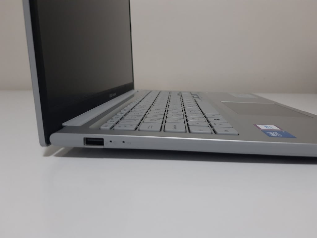 ASUS Vivobook 15 X1504MA-BQ014W - 5