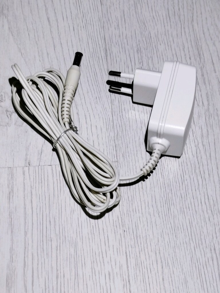 Braun 5499 model 12V 7W (400 mA) Adaptör Orjinal. - 2