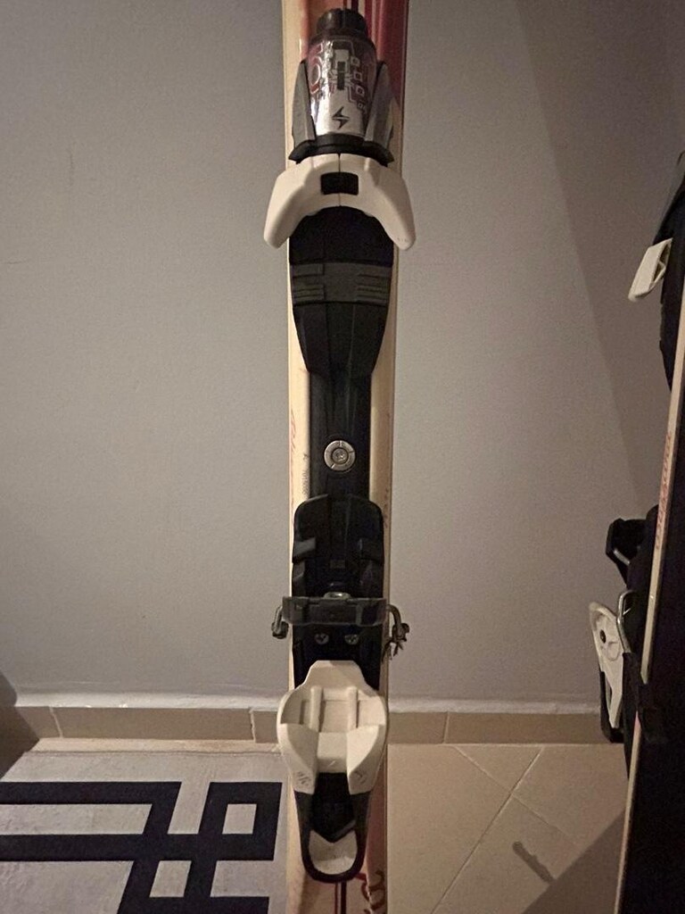 Blizzard Kayak - 6