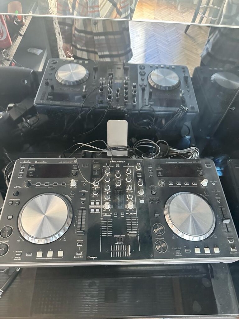 turntable - 2
