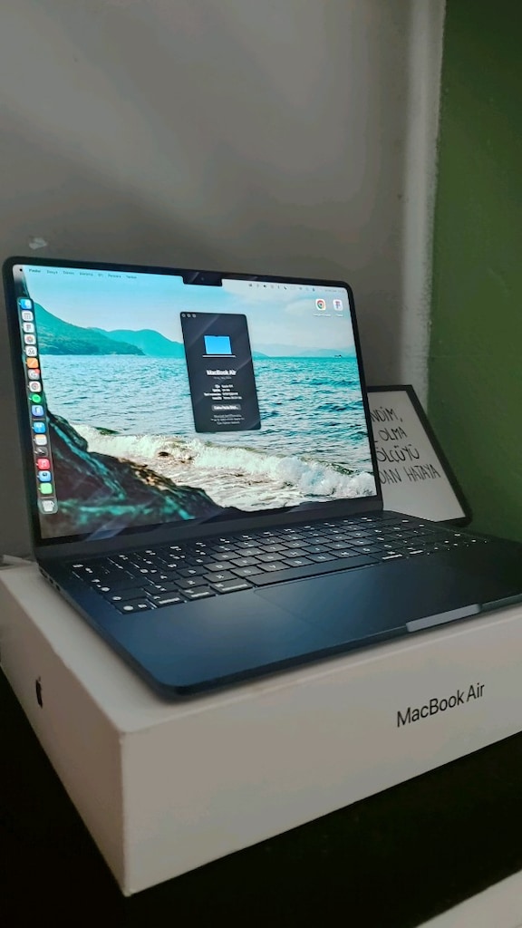 Apple MacBook Air M4 24 GB RAM 512 GB SSD 2025 - 3