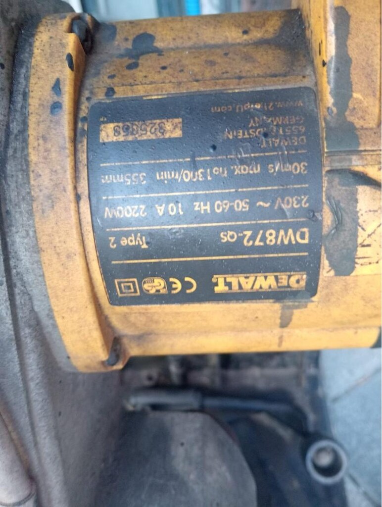 Dewalt dw872 - 2