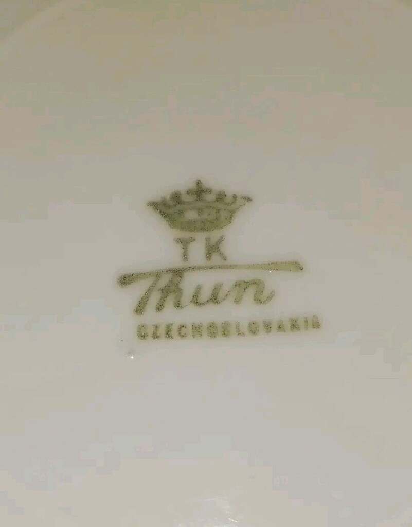 Made in Czechoslovakia.. Porselen tabaklar.3 ayrı grup. - 3