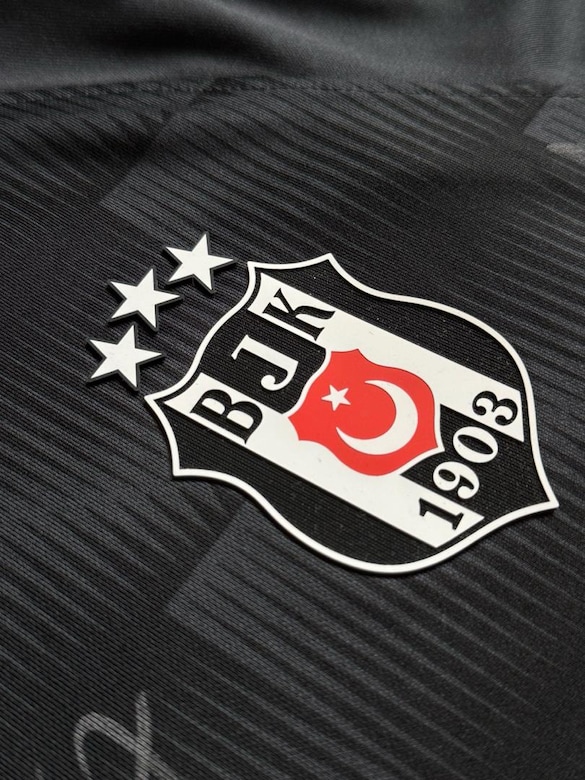 beşiktaş imzalı forması - 3