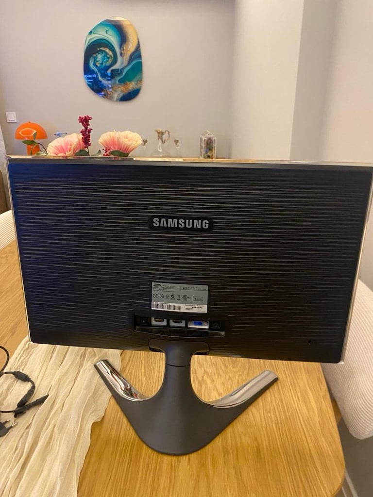 Samsung BX2350 23” Full HD LED Monitör - 3