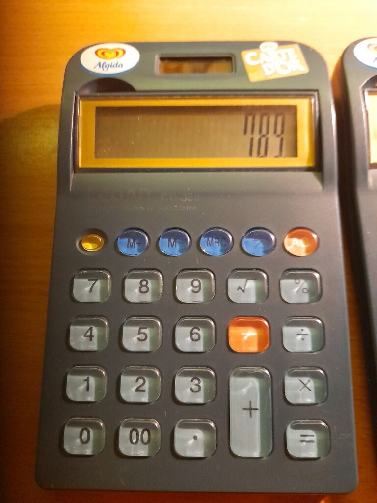 iki adet hesap makinesi - 2