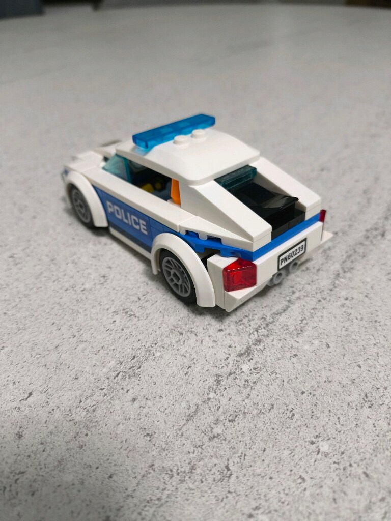 LEGO Polis Arabası - 6