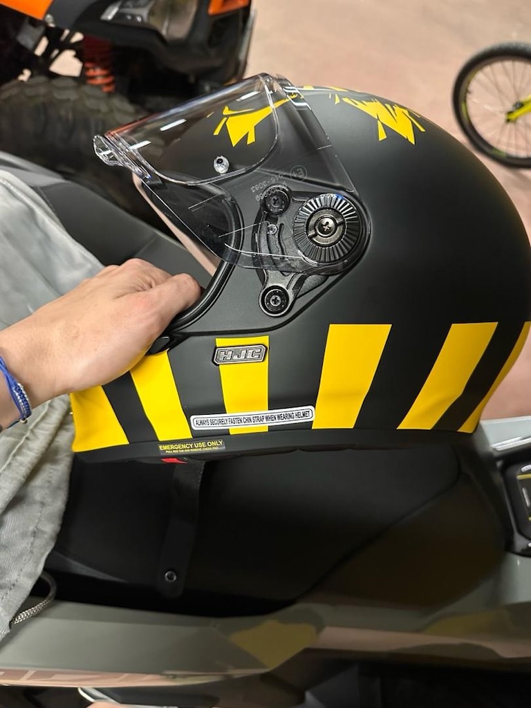 hjc v10 kapalı motorsiklet kaskı - 2