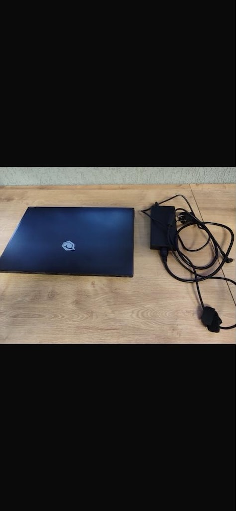 Monster Diz Üstü Bilgisayar/Laptop - 10