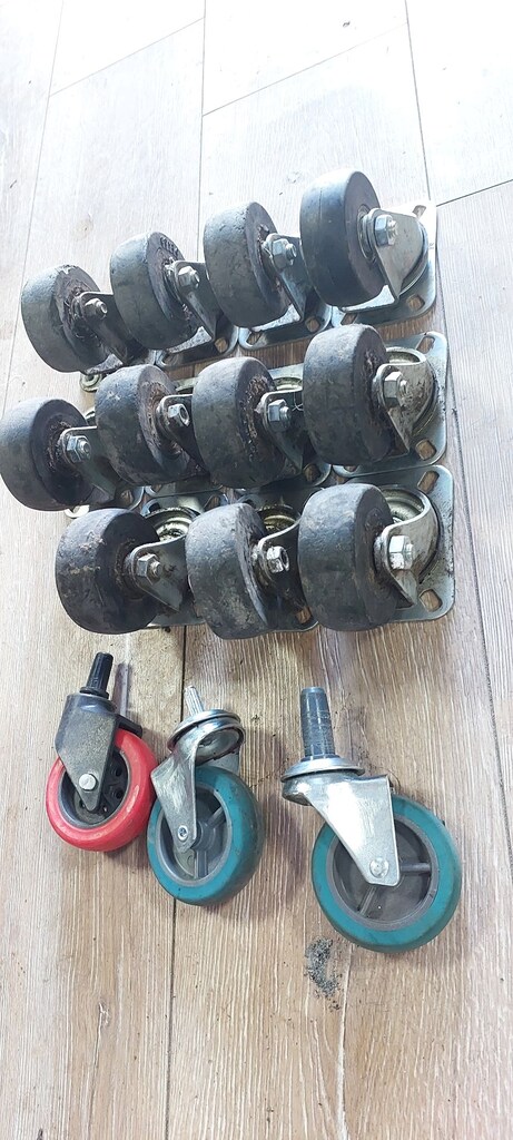 TEKERLEKLER SAGLAM DOLMA ETLİ LASTİK 11 ADET DİGER 3 ADET DAHA VAR RES - 2