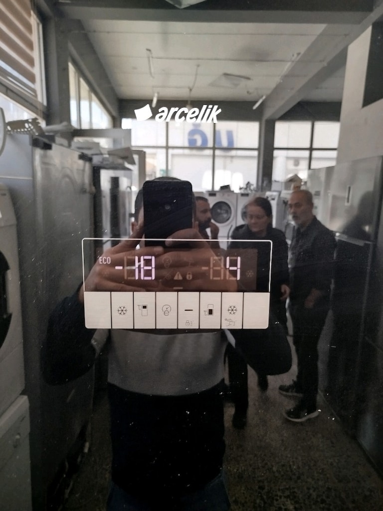 Arçelik Marka Siyah Camlı Buzdolabı - 2