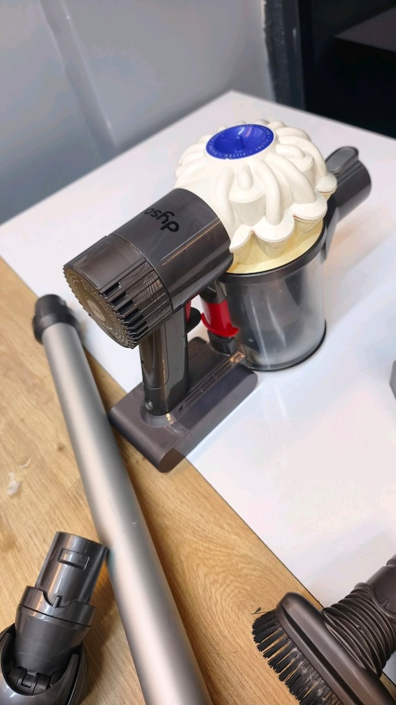 Dyson V6 Plus Şarjlı Süpürge Açıklamayı Okuyunuz - 13