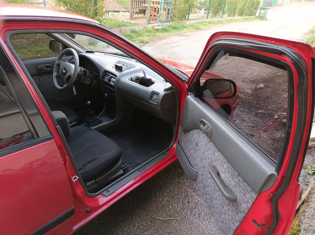 suzuki swift / - 3