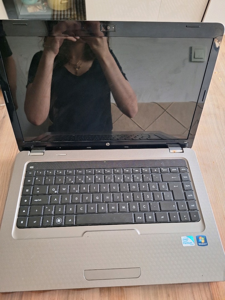 LG ve hp laptop - 4