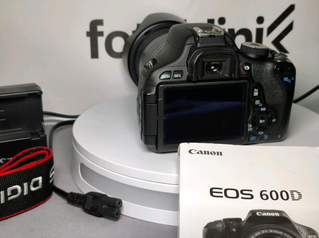 CANON 600D 18-135MM İS LENS İLE 7K DA - 6