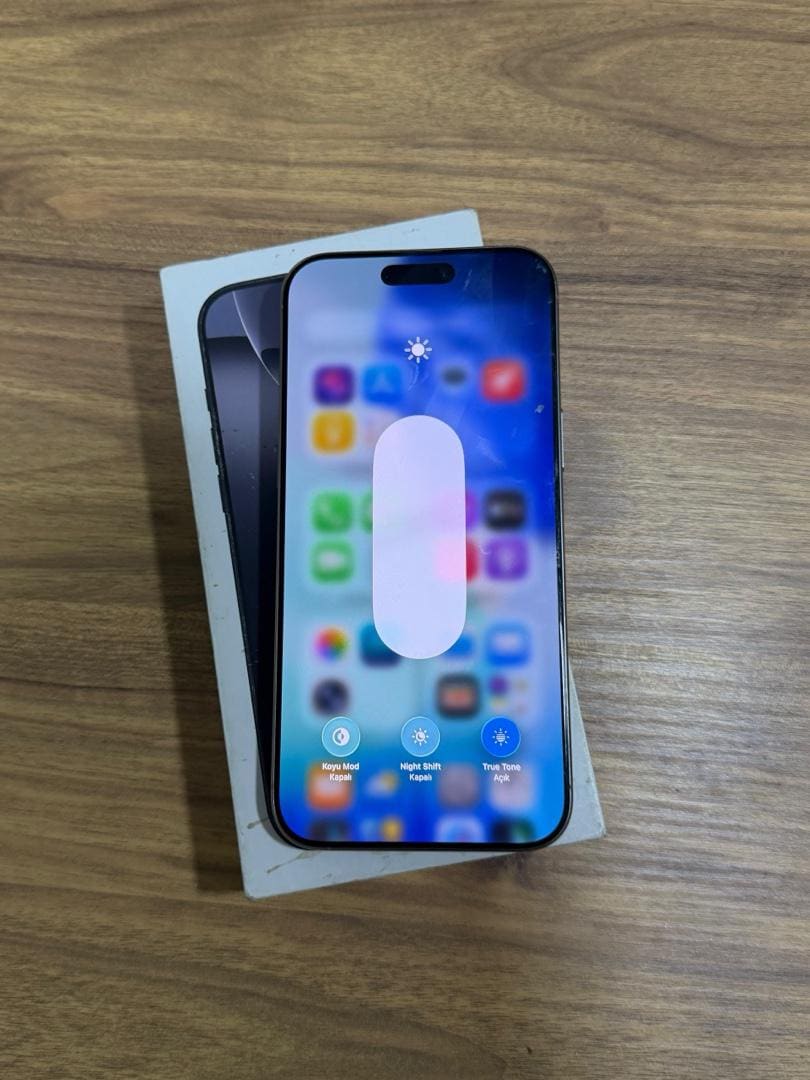 İPHONE 16 PRO MAX 256GB NATUREL TİTANYUM PİL SAĞLIĞI 86 YD - 6