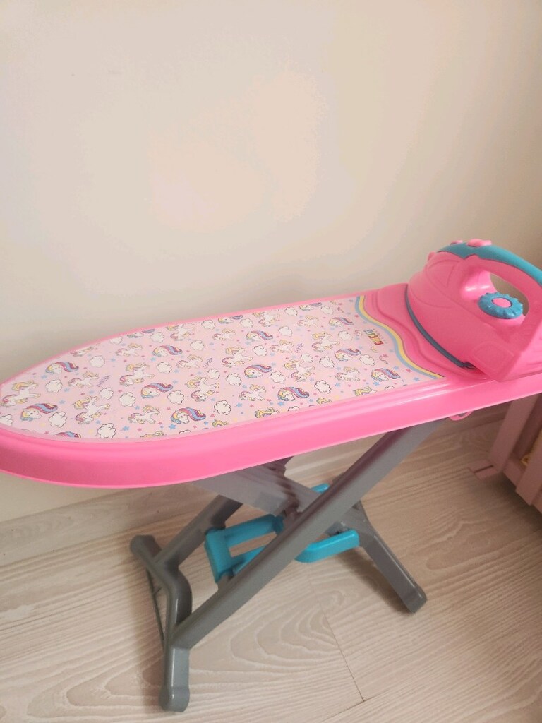 Oyuncak ütü masası - 3