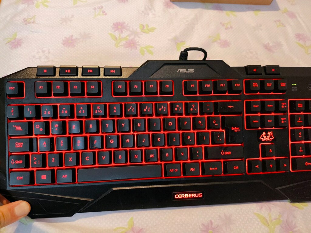 Asus Cerberus Gaming Keyboard - 3