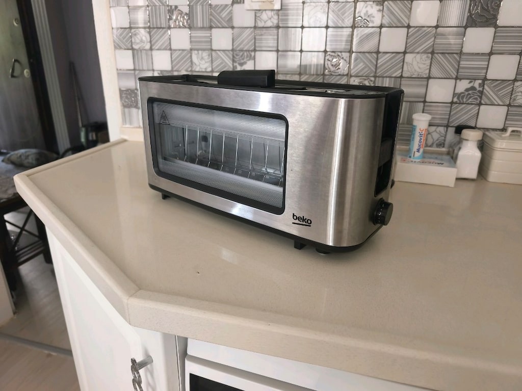Beko BKK 2192 EK Camlı Şeffaf Ekmek Kızartma Makinesi - Kutulu Sıfır