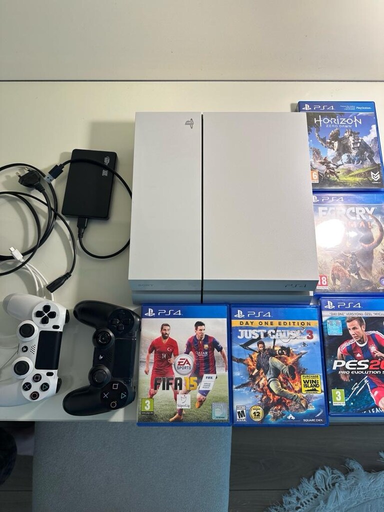 Sony Playstation 4 1TB - 3