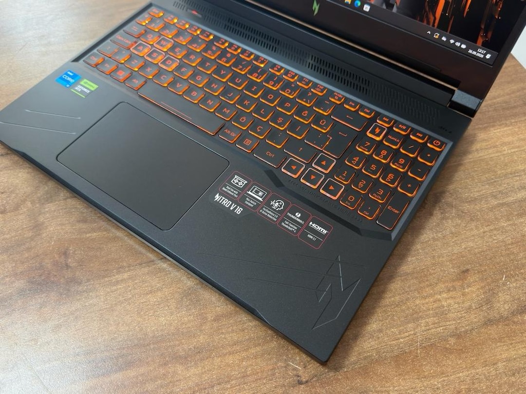 Acer Nitro V16 İ5-14450HX RTX4050 Gaming Laptop - 5