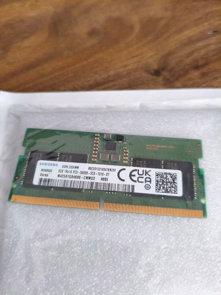 Samsung 8 GB DDR5 5600 MHz CL46, 1.1V Notebook RAM bellek - 2
