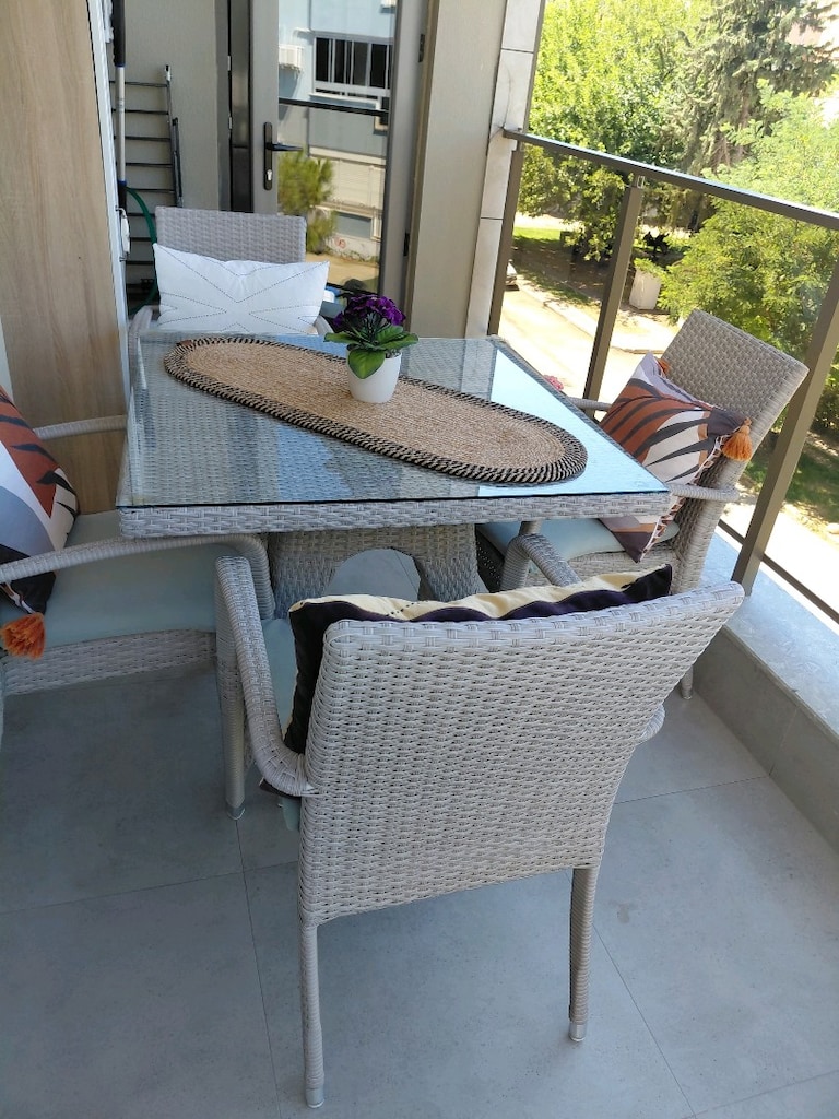Gerçek raftan balkon masa sandalye takımı - 4