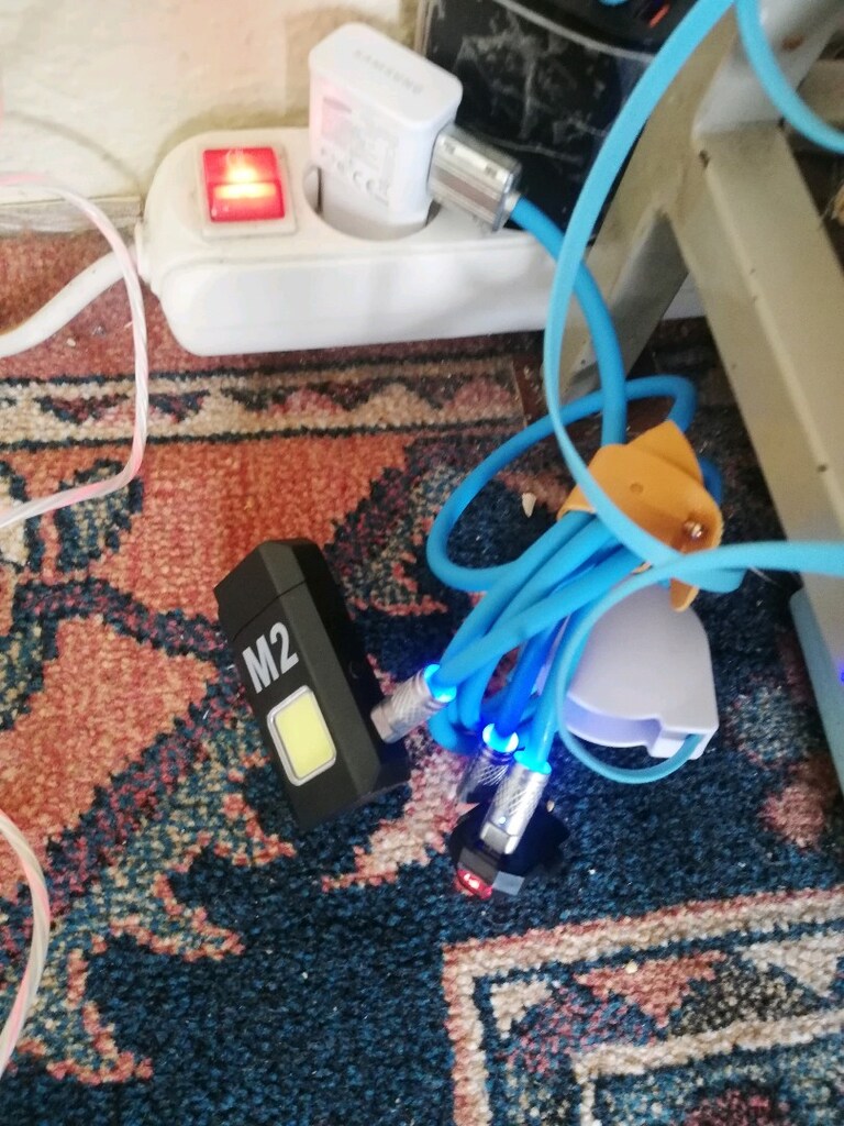 3 uçlu demir uçlu sarj kablosu ışıklı hızlı sarj - 2