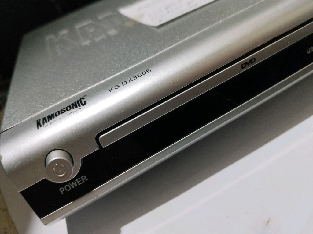 AZ VE TEMİZ KULLANILMIŞ KAMOSONİC MARKA USB Lİ ÇALIŞIR DURUMDA DVD - 5