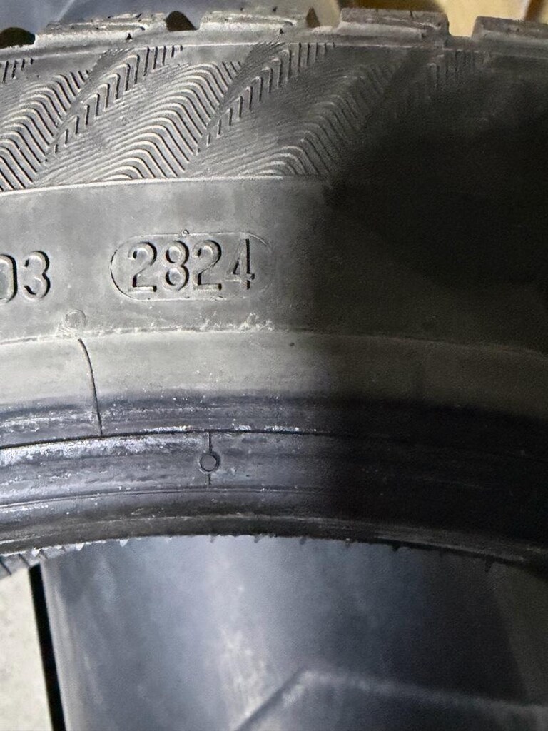 235/45/18 matador kışlık - 3