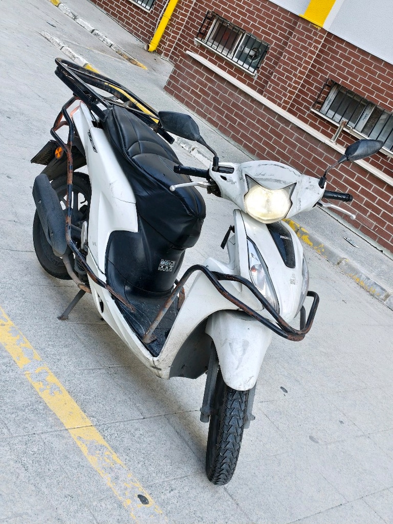 Honda dio 2021 sepeti ruhsata işli motor içi yeni 14 bin km oldu. - 2
