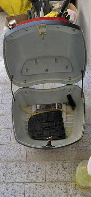 Sırt dayamalı Çanta