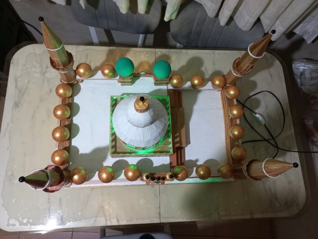 Led ışıklı 4 minareli el yapımı ahşap cami maketi - 16