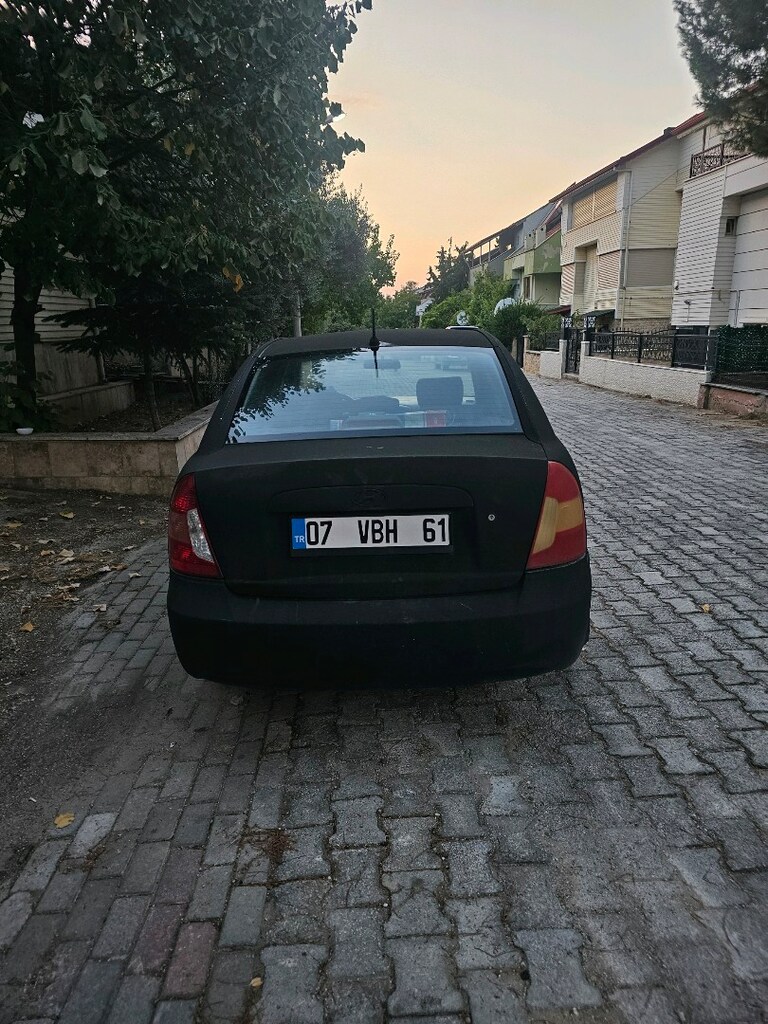 Hyundai Accent Era 1.4 - 2