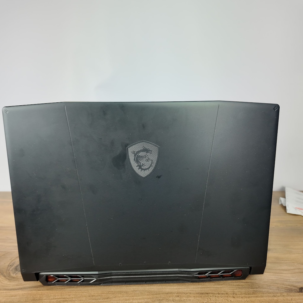 MSI KATANA 15 HXB14WFK RTX 5060 İ7-14650HX 16 GB RAM LAPTOP - 4