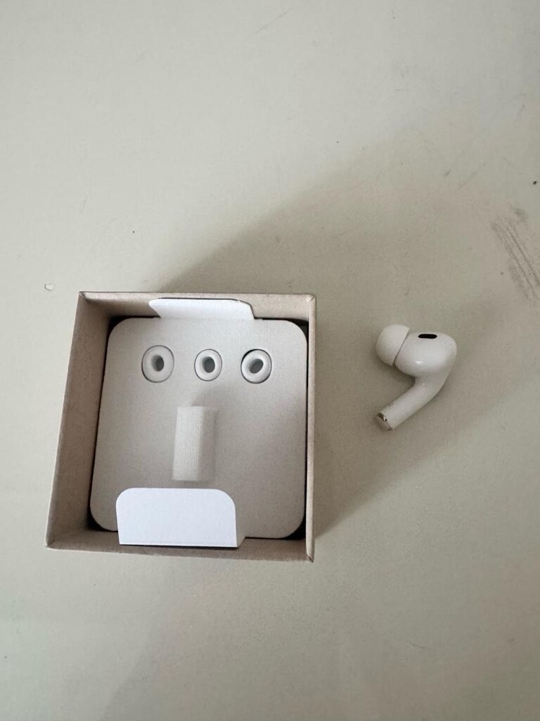 sağ airpods pro 2. nesil kulaklık - 2