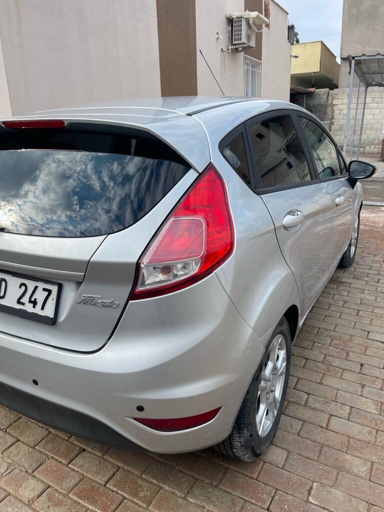ford fiesta 1.6 benzin lpg otomatik - 15