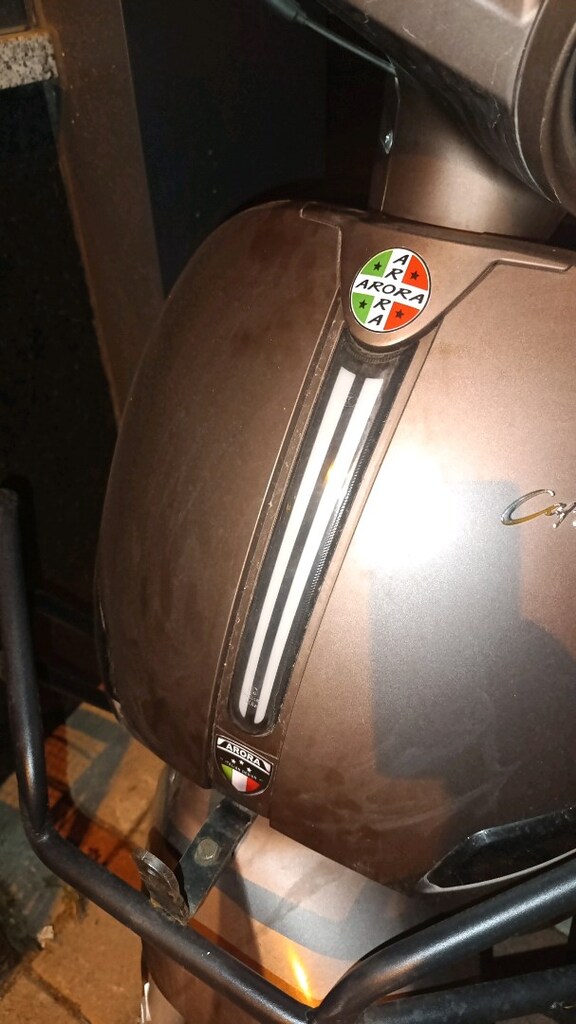 ARORA Logo Sticker – Yapıştırmalı - 2