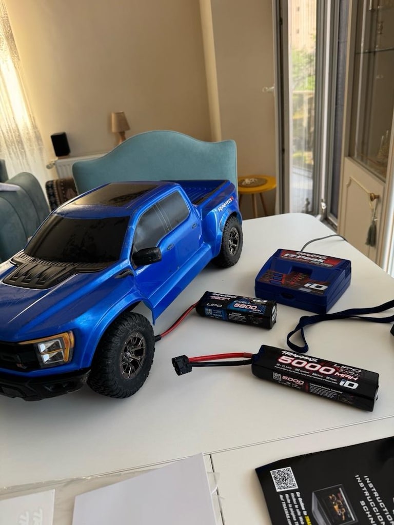 Ford F-150 Raptor 4x4 VXL RC arazi offroad brushless 1-10 araba