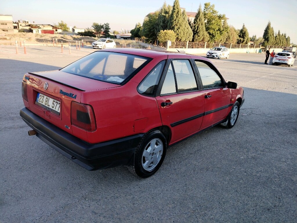 94 model masrafsız binilecek aile arabası. - 8