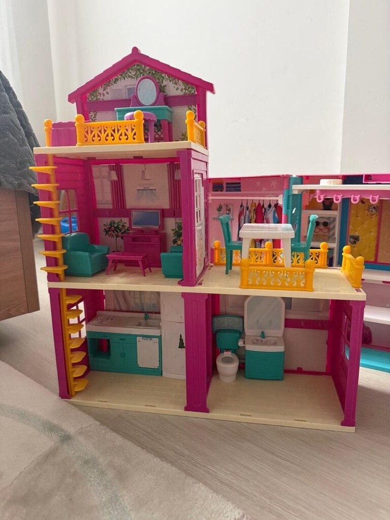 oyuncak barbie Gıyım odası barbie evı Barbie mutfagı - 11