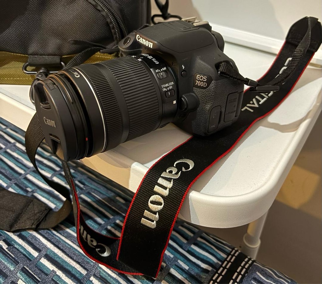 Canon EOS 700D DSLR Fotoğraf Makinesi – Sıfır Ayarında, Çok Az Kullanı - 5